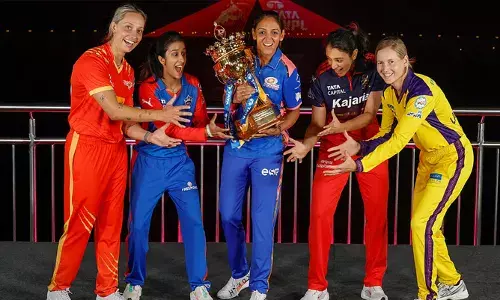 വനിതാ പ്രീമിയര്‍ ലീഗ് പോരാട്ടങ്ങള്‍ക്ക് നാളെ തുടക്കം; ആദ്യ മത്സരത്തിൽ മുംബൈ ഇന്ത്യന്‍സും റോയല്‍ ചലഞ്ചേഴ്‌സ് ബെംഗളൂരുവും ഏറ്റുമുട്ടും
