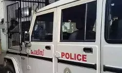 വാറ്റു ചാരായവുമായി കെഎസ്ആര്‍ടിസി കണ്ടക്ടര്‍ പിടിയില്‍