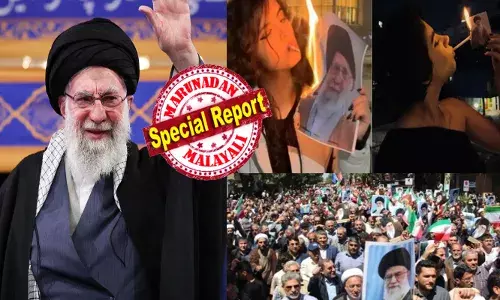 ആർക്ക് മുന്നിലും തല കുനിക്കാത്ത ലോക നേതാവ്; തന്റെ രോമത്തിൽ പോലും തൊടാൻ ഭയക്കുന്നവർ ഏറെ; പക്ഷെ രാജ്യത്ത് പൊട്ടിപ്പുറപ്പെട്ട പ്രതിഷേധത്തിൽ അടിപതറുന്ന കാഴ്ച; ഞങ്ങൾക്ക് സ്വാതന്ത്ര്യം വേണമെന്ന് അലമുറയിടുന്ന സ്ത്രീകൾ; സിഗരറ്റ് കൊളുത്തി ഖമേനിയുടെ ചിത്രം തീയിടുന്ന ദൃശ്യങ്ങളും പുറത്ത്; ഇറാനിൽ അശാന്തി പുകയുമ്പോൾ