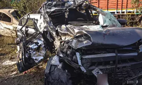 ജന്മദിനം ആഘോഷിച്ച് മദ്യലഹരിയില്‍ വീട്ടിലേക്ക് മടങ്ങവെ അപകടം; ഇന്‍ഡോറില്‍ മുന്‍മന്ത്രിയുടെ മകളും കോണ്‍ഗ്രസ് നേതാവിന്റെ മകനും അപകടത്തില്‍ മരിച്ചു