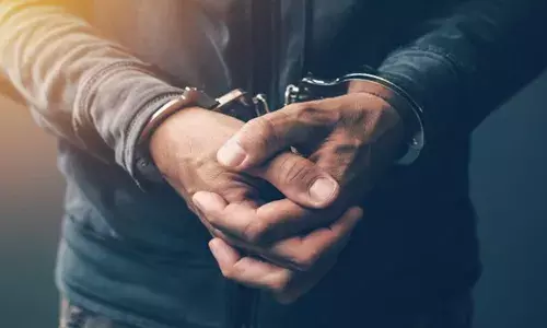 ശബരിമലയില്‍ ദര്‍ശനത്തിന് എത്തിയ എസ്‌ഐയുടെ എടിഎം കാര്‍ഡ് തന്ത്രത്തില്‍ കൈക്കലാക്കി; 10,000 രൂപ കവര്‍ന്ന് താത്കാലിക ജീവനക്കാരന്‍: അറസ്റ്റ്