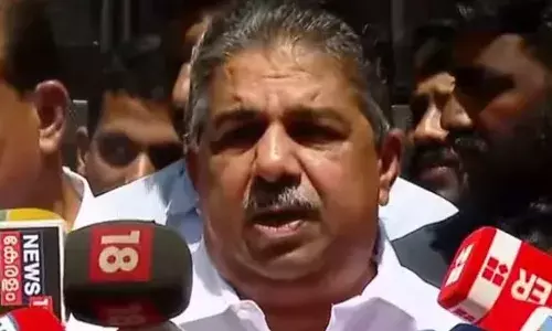 ശബരിമല സ്വര്‍ണ്ണക്കവര്‍ച്ച: തന്ത്രിയുടെ അറസ്റ്റില്‍ അന്വേഷണം ഊര്‍ജ്ജിതം; പ്രതികരിക്കാനില്ലെന്ന് മന്ത്രി സജി ചെറിയാന്‍