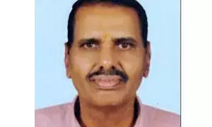 വെള്ളിക്കീലില്‍ ഉല്ലാസയാത്രയ്ക്കിടെ ഹൗസ് ബോട്ടില്‍ ഡാന്‍സ് ചെയ്ത ഗൃഹനാഥന്‍ കുഴഞ്ഞുവീണു മരിച്ചു; മരിച്ചത് മട്ടന്നൂരിലെ രാമകൃഷ്ണന്‍