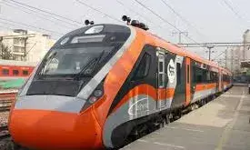 വന്ദേ ഭാരത് സ്ലീപ്പര്‍ വരുന്നു: കുറഞ്ഞ നിരക്ക് 960 രൂപ; കേരളത്തില്‍ മൂന്ന് റൂട്ടുകള്‍ പരിഗണനയില്‍, നിരക്കുകള്‍ ഇങ്ങനെ