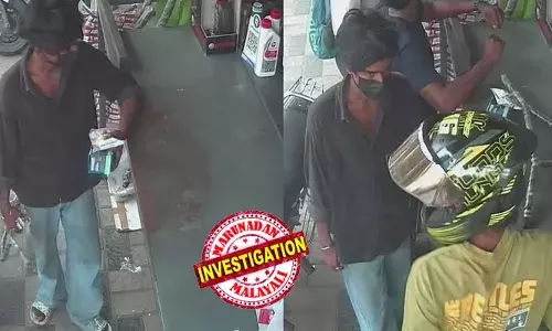 ഹെല്‍മെറ്റും മാസ്‌കും ധരിച്ച് ബൈക്കിലെത്തി ഗൂഗിള്‍ പേ തട്ടിപ്പ്; ചോദ്യം ചെയ്താല്‍ ഗുണ്ടകളുടെ ഭീഷണി!  വ്യാജ ടിക് മാര്‍ക്ക് കാണിച്ച് വ്യാപാരികളെ കബളിപ്പിക്കുന്ന സംഘം വ്യാപകം; യുപിഐ കള്ളന്മാര്‍ക്കെതിരെ പരാതി നല്‍കിയിട്ടും നടപടിയില്ല