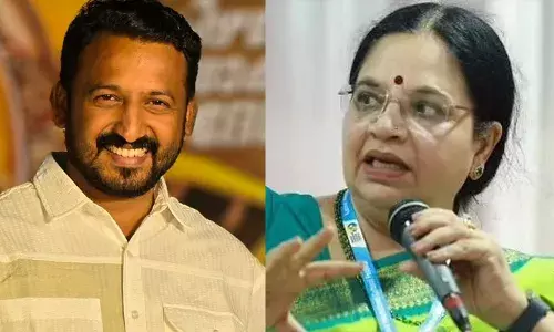 വോട്ട് ചെയ്ത് വിജയിപ്പിച്ച ജനങ്ങളെ വഞ്ചിച്ചു; നാടുനീളെ നടന്ന് സ്ത്രീകളെ വരുതിയിലാക്കി; ജനപ്രതിനിധിയായത് സ്വന്തം ശരീര സുഖത്തിനാണോ?; രാഹുലിനെതിരെ രൂക്ഷ വിമർശനവുമായി ഭാഗ്യലക്ഷ്മി