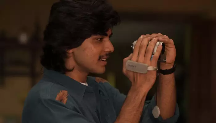 സിനിമയ്ക്കുള്ളിലെ സിനിമയുടെ കഥയുമായി മോളിവുഡ് ടൈംസ്; മുകുന്ദൻ ഉണ്ണി അസ്സോസിയേറ്റ്സ് സംവിധായകൻ അഭിനവ് സുന്ദർ നായക് ഒരുക്കുന്ന ചിത്രത്തിന്റെ റീലിസ് തീയതി പ്രഖ്യാപിച്ചു സിനിമയ്ക്കുള്ളിലെ സിനിമയുടെ കഥയുമായി മോളിവുഡ് ടൈംസ്; മുകുന്ദൻ ഉണ്ണി അസ്സോസിയേറ്റ്സ് സംവിധായകൻ അഭിനവ് സുന്ദർ നായക് ഒരുക്കുന്ന ചിത്രത്തിന്റെ റീലിസ് തീയതി പ്രഖ്യാപിച്ചു