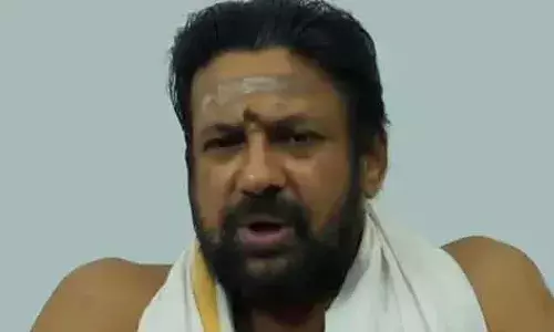 തന്ത്രിക്ക് പുതിയ കുരുക്ക്; ദ്വാരപാലക ശില്പങ്ങളില്‍ നിന്ന് സ്വര്‍ണ്ണം കവര്‍ന്ന രണ്ടാമത്തെ കേസിലും അറസ്റ്റ് ചെയ്യാന്‍ കോടതി അനുമതി