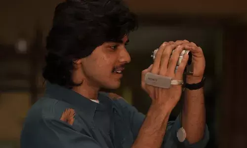 സിനിമയ്ക്കുള്ളിലെ സിനിമയുടെ കഥയുമായി മോളിവുഡ് ടൈംസ്; മുകുന്ദൻ ഉണ്ണി അസ്സോസിയേറ്റ്സ് സംവിധായകൻ അഭിനവ് സുന്ദർ നായക് ഒരുക്കുന്ന ചിത്രത്തിന്റെ റീലിസ് തീയതി പ്രഖ്യാപിച്ചു