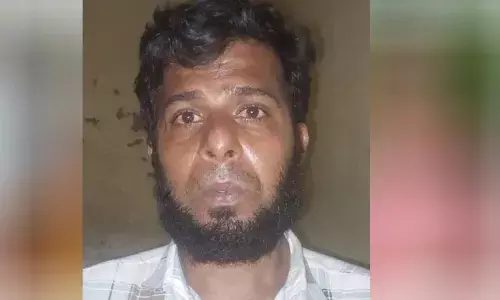 വഴിയാത്രക്കാരെ ആക്രമിച്ച് മൊബൈലും പണവും കവര്‍ന്ന കേസില്‍ ഒന്നാം പ്രതി പിടിയില്‍