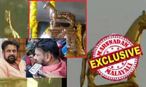 സ്വര്‍ണ്ണം പൂശിയ പുതിയ കൊടിമരം സ്ഥാപിക്കുന്നതിന് മുമ്പുണ്ടായിരുന്ന പഴയ വാജി ഫീനിക്സ് പക്ഷിയെ പോലെ ഉയര്‍ന്ന് പറന്ന് ഹൈദരാബാദില്‍ എത്തി; അയ്യപ്പ വാഹന കളവ് പുറത്തു വിട്ടത് മറുനാടന്‍; പിന്നാലെ അത് തന്ത്രിയുടെ വീട്ടിലും; മുതലാളിയെ രക്ഷിക്കാനുള്ള ശ്രമം കണ്ഠരര് രാജീവരിനെ കുടുക്കിയോ? തന്ത്രിക്ക് ഇനി രക്ഷയില്ല