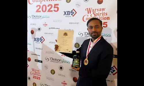 വാഴ്‌സോ സ്പിരിറ്റ്‌സ് മത്സരത്തില്‍ സ്വര്‍ണം നേടി മലയാളിയുടെ ആയുര്‍വോഡ്; മുസിരിസിന്റെ പൈതൃകം ഈ സംരംഭത്തിന് പ്രചോദനമായെന്ന് സ്ഥാപകന്‍ കൊടുങ്ങല്ലൂര്‍ സ്വദേശി മിഥുന്‍ മോഹന്‍