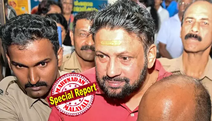 അയ്യപ്പന്റെ സ്വര്ണ്ണം കവര്ന്നവര് ജയിലില്ക്കിടന്ന് വിയര്ക്കും! കട്ടിളപ്പാളിക്ക് പിന്നാലെ ദ്വാരപാലക കേസിലും കണ്ഠരര് രാജീവരുടെ അറസ്റ്റ്; ശബരിമലയില് പഴയ കൊടിമരം മാറ്റിയതിലും വന് അഴിമതി; 1998 മുതലുള്ള സകല അഴിമതിയും പൊക്കാന് ഹൈക്കോടതി ഇടപെടല് അയ്യപ്പന്റെ സ്വര്ണ്ണം കവര്ന്നവര് ജയിലില്ക്കിടന്ന് വിയര്ക്കും! കട്ടിളപ്പാളിക്ക് പിന്നാലെ ദ്വാരപാലക കേസിലും കണ്ഠരര് രാജീവരുടെ അറസ്റ്റ്; ശബരിമലയില് പഴയ കൊടിമരം മാറ്റിയതിലും വന് അഴിമതി; 1998 മുതലുള്ള സകല അഴിമതിയും പൊക്കാന് ഹൈക്കോടതി ഇടപെടല്