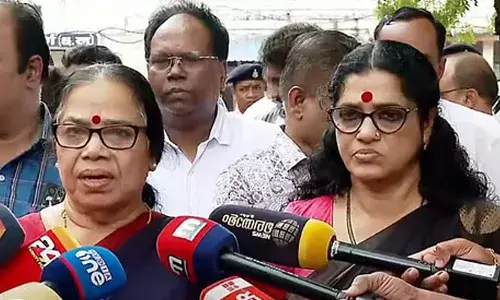 മുകേഷിന്റേത് രാഹുല്‍ മാങ്കൂട്ടത്തിലിന്റേതിന് സമാനമായ കേസല്ല; പി പി ദിവ്യ കണ്ണൂരില്‍ പ്രവര്‍ത്തനം തുടരുമെന്നും പി കെ ശ്രീമതി