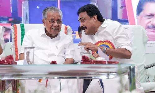 കേരള കോണ്‍ഗ്രസിനെ എല്‍ഡിഎഫില്‍ പിടിച്ചുനിര്‍ത്തി പിണറായി; ജോസ് കെ. മാണിയുടെ മറുകണ്ടം ചാടല്‍ പദ്ധതി പൊളിഞ്ഞത് റോഷി അഗസ്റ്റിനെ മുഖ്യമന്ത്രി പാട്ടിലാക്കിയതോടെ; യുഡിഎഫിലേക്കുള്ള മടക്കയാത്ര തടഞ്ഞ് മാസ്റ്റര്‍ പ്ലാന്‍; മുന്നണി മാറ്റം തടഞ്ഞത് ഇങ്ങനെ