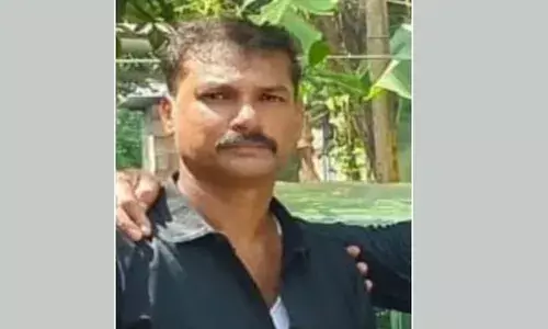 നിര്‍ത്തിയിട്ടിരുന്ന ടിപ്പര്‍ ലോറി നീങ്ങി വന്ന് ഇടിച്ചു; ഡ്രൈവര്‍ക്ക് ദാരുണാന്ത്യം