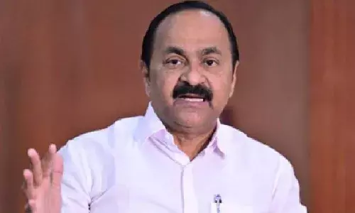 നരകത്തീയില്‍ വെന്തുമരിക്കണമെന്ന് മാണിസാറിനെ ശപിച്ച സിപിഎം അദ്ദേഹത്തിന്റെ സ്മാരകത്തിന് സ്ഥലം അനുവദിച്ചതില്‍ സന്തോഷം; 10 കൊല്ലമായി കൊടുക്കാത്ത സ്ഥലം ഇപ്പോള്‍ എങ്ങനെ വന്നു; സ്ഥലം കിട്ടാന്‍ ഞങ്ങള്‍ കൂടി ഒരു നിമിത്തമായതില്‍ അഭിമാനം;  സിപിഎമ്മിനെ പരിഹസിച്ച് വി.ഡി സതീശന്‍