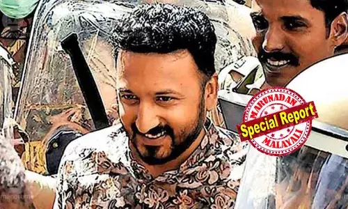 അതിജീവിതയുടെ ഞെട്ടിക്കുന്ന മൊഴി സിഡിയിലാക്കി പ്രോസിക്യൂഷന്‍ കോടതിയില്‍; രഹസ്യമൊഴി ഓണ്‍ലൈനായി രേഖപ്പെടുത്തണമെന്ന് അതിജീവിത; അനുമതി തേടിയത് എംബസി മുഖേനയോ ഓണ്‍ലൈന്‍ സംവിധാനം വഴിയോ മൊഴി രേഖപ്പെടുത്താനുള്ള സാധ്യത; ഡിജിറ്റല്‍ തെളിവുകള്‍ കുരുക്കാകുമോ?  രാഹുലിന്റെ ജാമ്യഹര്‍ജിയില്‍ വിധി നാളെ