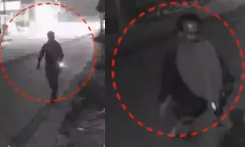 അടുക്കളയിലെ ഗ്രില്ല് തകർത്ത് അകത്തുകയറി; സ്വർണമെന്ന് കരുതി അലമാരയിൽ നിന്നും മോഷ്ടിച്ചത് മുക്കുപണ്ടം; രാത്രികാല പട്രോളിംഗ് ശക്തമാക്കണമെന്ന് പ്രദേശവാസികൾ