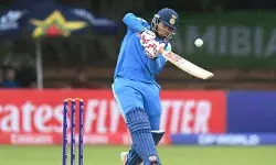 വിരാട് കോലിയെ മറികടന്ന് പതിനാലുകാരൻ; അണ്ടർ 19 ലോകകപ്പിൽ ചരിത്ര നേട്ടവുമായി വൈഭവ് സൂര്യവൻഷി; ആ റെക്കോർഡിൽ ബാബർ അസമിനെയും പിന്തള്ളി ഇന്ത്യൻ ബാറ്റിങ് സെൻസേഷൻ