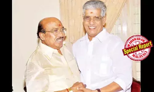 തമ്മില്‍ തല്ലിയ കാലം കഴിഞ്ഞു; ഇനി ഐക്യത്തിന്റെ മഞ്ഞുരുകല്‍! സുകുമാരന്‍ നായരെ കാണാന്‍ വെള്ളാപ്പള്ളി പെരുന്നയിലേക്ക്; എസ്എന്‍ഡിപി യോഗം ജനറല്‍ സെക്രട്ടറിയുമായി ചര്‍ച്ചയ്ക്ക് തയ്യാറെന്ന് സുകുമാരന്‍ നായര്‍; നായാടി മുതല്‍ നസ്രാണി വരെ ലക്ഷ്യമിട്ട് വെള്ളാപ്പള്ളി നയം മാറ്റുമ്പോള്‍ പിന്തുണയുമായി എന്‍എസ്എസ്; സമുദായ നേതാക്കള്‍ ഒന്നിക്കുമോ?