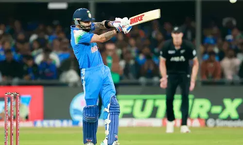 ഒരറ്റത്ത് വിക്കറ്റുകൾ പൊഴിഞ്ഞു; സെഞ്ചുറിയുമായി കോലിയുടെ പോരാട്ടം; പിന്തുണ നൽകി നിതീഷ് കുമാർ റെഡ്ഡി; ഹർഷിത് റാണയുടെ ഓൾ റൗണ്ട് മികവും പാഴായി; ഇൻഡോർ ഏകദിനത്തിൽ ഇന്ത്യയ്ക്ക് 41റൺസിന്റെ തോൽവി; പരമ്പര സ്വന്തമാക്കി കിവിപ്പട