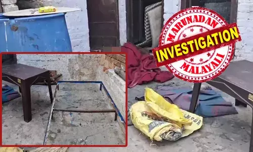 പണത്തെച്ചൊല്ലി നിരന്തരം തർക്കം; കാമുകിയെ കൊലപ്പെടുത്തി മൃതദേഹം ലോഹപ്പെട്ടിയിലാക്കി കത്തിച്ചു; അവശിഷ്ടങ്ങൾ നദിയിൽ തള്ളാൻ മകനെയും കൂട്ടി, വാഹനം വാടകയ്‌ക്കെടുത്തു; മുൻ റെയിൽവേ ഉദ്യോഗസ്ഥൻ വലയിലായത് ഡ്രൈവർക്ക് തോന്നിയ സംശയത്തിൽ