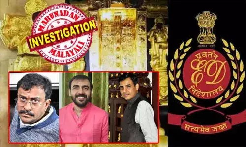 ശബരിമല സ്വര്‍ണ്ണക്കൊള്ളയില്‍ ഇറങ്ങിക്കളിക്കാന്‍ ഇഡി രംഗത്ത്; എ പത്മകുമാറും എന്‍ വാസുവും അടക്കമുള്ള പ്രതികളുടെ വീടുകളില്‍ ഇഡിയുടെ പരിശോധന; കേസുമായി ബന്ധമുള്ള 21 ഇടങ്ങളില്‍ ഇഡി റെയ്ഡ്; വരവില്‍ കവിഞ്ഞ സമ്പാദ്യം കണ്ടെത്തിയാല്‍ അക്കൗണ്ട് മരവിപ്പിക്കല്‍ നടപടികള്‍ അടക്കം പിന്നാലെ; ഇഡി എത്തിയത് എസ്.ഐ.ടി സംഘം സന്നിധാനത്ത് പരിശോധന നടത്തവേ