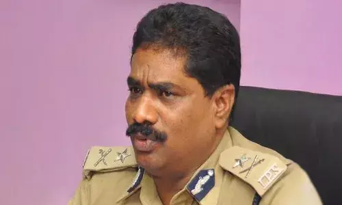 സഹപ്രവര്‍ത്തകയ്‌ക്കൊപ്പമുള്ള അശ്ലീല വീഡിയോ; കര്‍ണാടക ഡിജിപി കെ. രാമചന്ദ്ര റാവുവിനെ സസ്‌പെന്‍ഡ് ചെയ്തു: പണി പോയത് വിരമിക്കാന്‍ നാലുമാസം മാത്രം ബാക്കി നില്‍ക്കെ