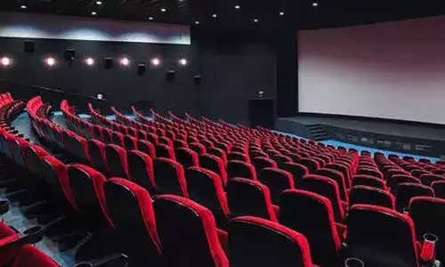 വിനോദ നികുതിയില്‍ ഇളവ് നല്‍കാമെന്ന് വകുപ്പ് മന്ത്രിയുടെ ഉറപ്പ്;  സിനിമാ സമരം പിന്‍വലിച്ച് ചലച്ചിത്ര സംഘടനകള്‍