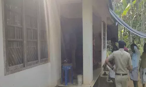 ഒറ്റയ്ക്ക് താമസിക്കുന്ന യുവാവിനെ വീട്ടിനുള്ളില്‍ മരിച്ച നിലയില്‍ കണ്ടെത്തി