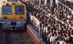 ഓടുന്ന ട്രെയിനിൽ യുവാവിന്റെ ഫോൺ തട്ടിപ്പറിച്ചു; രക്ഷപ്പെടാനുള്ള മോഷ്ടാവിന്റെ ശ്രമം തടഞ്ഞപ്പോൾ ട്രെയിനിൽ നിന്ന് തള്ളിയിട്ടു; 30കാരന്റെ കാൽ അറ്റുപോയി; പ്രതി പിടിയിൽ