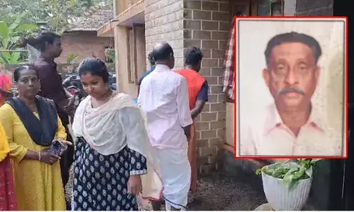 കുടുംബവുമായി അകന്നു കഴിഞ്ഞിരുന്ന വയോധികന്‍ കിടപ്പുമുറിയില്‍ തീ കൊളുത്തി ജീവനൊടുക്കി
