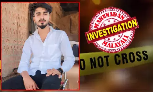 കുടുംബങ്ങളുടെ എതിർപ്പ് വകവെയ്ക്കാതെ വിവാഹിതരായി; മാസങ്ങൾ പിന്നിടുമ്പോൾ യുവതിയുടെ പെരുമാറ്റത്തിൽ പന്തികേട്; നാട്ടിലേക്ക് പോയി രാത്രി തിരിച്ചെത്തിയപ്പോൾ ഭാര്യയോടൊപ്പം മുറിയിൽ രണ്ട് പുരുഷന്മാർ; ഭാര്യയെ ശ്വാസം മുട്ടിച്ച് കൊലപ്പെടുത്തി; പിന്നാലെ പോലീസിൽ കീഴടങ്ങി ഭർത്താവ്