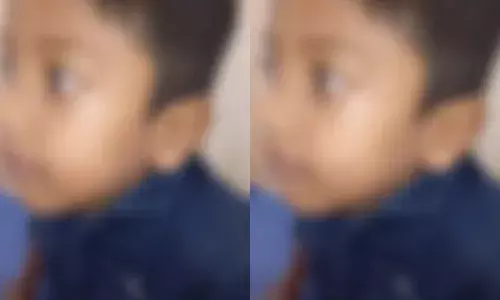 ഒരൊറ്റ അടിയിൽ കുഞ്ഞിന്റെ കവിൾ വീങ്ങി..; സ്‌കൂൾ വിട്ട് ആരോടും..ഒന്നും മിണ്ടാതെ നേരെ മുറിയിൽ കയറി; രാത്രി അയൽവാസിയുടെ പരാക്രമം; കാര്യം അറിഞ്ഞപ്പോൾ പോലീസിൽ പരാതി നൽകി