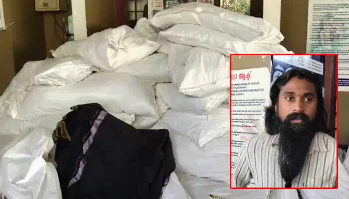 നിരോധിത പുകയില ഉല്പന്ന വേട്ട: ഒളിവിലായിരുന്ന മുഖ്യപ്രതിയെ അറസ്റ്റ് ചെയ്ത് ഇരവിപുരം പോലീസ്; കസ്റ്റഡിയില് എടുത്തത് 66 ചാക്ക് നിരോധിത പുകയില നിരോധിത പുകയില ഉല്പന്ന വേട്ട: ഒളിവിലായിരുന്ന മുഖ്യപ്രതിയെ അറസ്റ്റ് ചെയ്ത് ഇരവിപുരം പോലീസ്; കസ്റ്റഡിയില് എടുത്തത് 66 ചാക്ക് നിരോധിത പുകയില