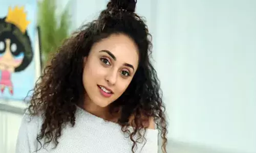 പ്രഗ്നൻസി ടൈമിൽ പോലും റസ്റ്റ്‌ എടുത്ത് വീട്ടിലിരുന്നിട്ടില്ല; എല്ലാവരെയും ഒരുപോലെ കണ്ട് സ്നേഹിക്കും; ബിക്കോസ് ഷീ ഈസ്..പേളി മാണി; കമെന്റിലൂടെ തുറന്നുപറഞ്ഞ് ഇച്ചാപ്പി