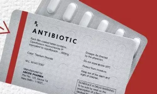 മരുന്ന് സ്ട്രിപ്പുകൾ വാങ്ങിയാൽ കുറുകെ ലംബമായി കാണുന്ന ആ ചുവന്ന വര; ഇത് കേവലം ഒരു ഡിസൈൻ മാത്രമല്ല..; രോഗികൾക്ക് നൽകുന്ന വലിയൊരു മുന്നറിയിപ്പ്; ഒരിക്കലും അവഗണിക്കരുത്