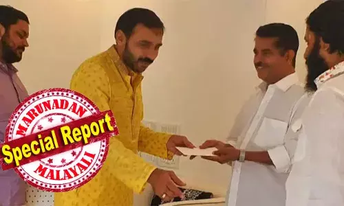 ശബരിമല കേസിലെ പോറ്റിയുമായി അടൂര്‍ പ്രകാശിന് എന്ത് ഇടപാട്? കൂടുതല്‍ ദൃശ്യങ്ങള്‍ പുറത്തായതോടെ കോണ്‍ഗ്രസ് പ്രതിരോധത്തില്‍; കവറും സമ്മാനപ്പൊതിയും വാങ്ങുന്ന ചിത്രം പുറത്ത്; സോണിയ ഗാന്ധിയുടെ വസതിയിലെ സന്ദര്‍ശനവും വിവാദത്തിലേക്ക്; പോറ്റിയെ കാണാന്‍ അടൂര്‍ പ്രകാശ് ബംഗ്ലൂരുവിലേക്കും പോയി; വിവാദം പുതിയ തലത്തില്‍