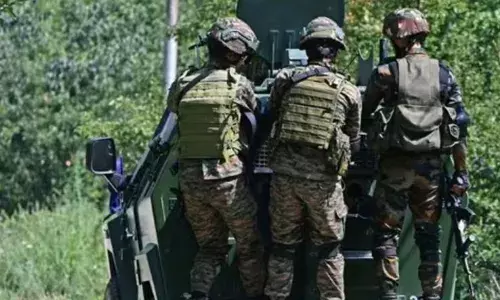 ജമ്മു കശ്മീരിലെ കത്വയില്‍ സുരക്ഷ സേനയുമായി ഏറ്റുമുട്ടല്‍; ജെയ്ഷെ മുഹമ്മദ് ഭീകരനെ വധിച്ചു