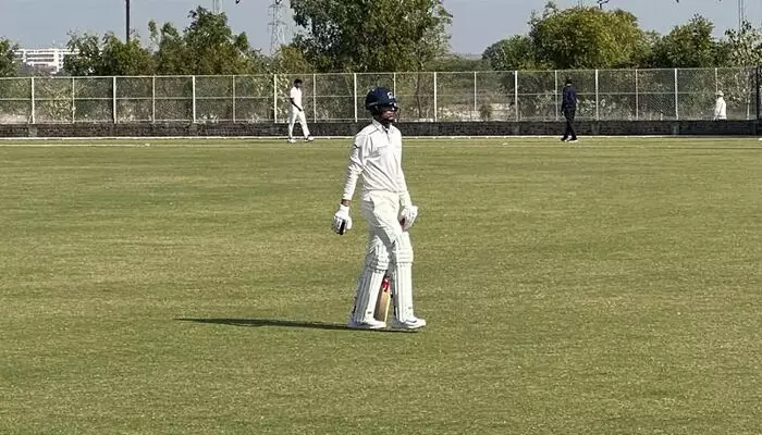 ഒന്നാം ഇന്നിങ്സില് നേരിടാനായത് രണ്ടു പന്തുകൾ; രണ്ടാം ഇന്നിങ്സിലും രക്ഷയില്ല; രഞ്ജി ട്രോഫിയിൽ ഗില്ലിന് നിരാശ; പഞ്ചാബിന് വൻ തോൽവി ഒന്നാം ഇന്നിങ്സില് നേരിടാനായത് രണ്ടു പന്തുകൾ; രണ്ടാം ഇന്നിങ്സിലും രക്ഷയില്ല; രഞ്ജി ട്രോഫിയിൽ ഗില്ലിന് നിരാശ; പഞ്ചാബിന് വൻ തോൽവി