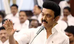 മോദിയുടേത് ഒരു ഡബ്ബ എഞ്ചിൻ; എൻഡിഎയ്ക്ക് ഭരണമില്ലാത്ത സംസ്ഥാനങ്ങൾ വികസനത്തിൽ ബഹുദൂരം മുന്നിൽ; ഡൽഹിയുടെ അഹങ്കാരത്തിന് മുന്നിൽ മുട്ടുമടക്കില്ലെന്നും സ്റ്റാലിൻ മോദിയുടേത് ഒരു ഡബ്ബ എഞ്ചിൻ; എൻഡിഎയ്ക്ക് ഭരണമില്ലാത്ത സംസ്ഥാനങ്ങൾ വികസനത്തിൽ ബഹുദൂരം മുന്നിൽ; ഡൽഹിയുടെ അഹങ്കാരത്തിന് മുന്നിൽ മുട്ടുമടക്കില്ലെന്നും സ്റ്റാലിൻ