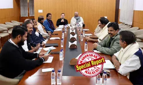 പട്ടാമ്പി സീറ്റ് മുസ്ലിം ലീഗിന് വിട്ടുനല്‍കും, പകരം കോങ്ങാട് കോണ്‍ഗ്രസ് മത്സരിപ്പിച്ചേക്കും; പാലക്കാട് സീറ്റുകള്‍ വെച്ചുമാറാന്‍ യുഡിഎഫില്‍ ധാരണയായി; മത്സരിക്കാന്‍ ഇളവു ലഭിക്കുക രണ്ട് എംപിമാര്‍ക്ക് മാത്രം; രമേശ് ചെന്നിത്തല പ്രചരണ സമതി അധ്യക്ഷനായേക്കും; കോണ്‍ഗ്രസിനെ നയിക്കുന്നത് കൂട്ടായ നേതൃത്വം; യുഡിഎഫ് തെരഞ്ഞെടുപ്പിന് ഒരുങ്ങി ഇറങ്ങുമ്പോള്‍..