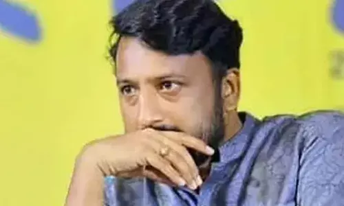 ഹാജരാക്കിയ വോയിസ് ക്ലിപ്പിന്റെ അധികാരികതയില് പ്രോസിക്യൂഷന് സംശയം പ്രഖടിപ്പിച്ചു: രാഹുല് മാങ്കൂട്ടത്തിലിന്റെ ജാമ്യാപേക്ഷയില് വിധി പറയാന്നത് മാറ്റിവച്ച് പത്തനംതിട്ട സെഷന്സ് കോടതി ഹാജരാക്കിയ വോയിസ് ക്ലിപ്പിന്റെ അധികാരികതയില് പ്രോസിക്യൂഷന് സംശയം പ്രഖടിപ്പിച്ചു: രാഹുല് മാങ്കൂട്ടത്തിലിന്റെ ജാമ്യാപേക്ഷയില് വിധി പറയാന്നത് മാറ്റിവച്ച് പത്തനംതിട്ട സെഷന്സ് കോടതി