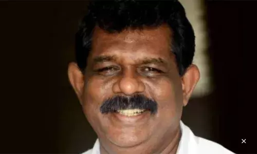 തൊണ്ടിമുതല് തിരിമറി കേസ്: ആന്റണി രാജുവിന്റെ അപ്പീല് കോടതി ഫയലില് സ്വീകരിച്ചു; വാദം അടുത്ത മാസം രണ്ടിലേക്ക് മാറ്റി തൊണ്ടിമുതല് തിരിമറി കേസ്: ആന്റണി രാജുവിന്റെ അപ്പീല് കോടതി ഫയലില് സ്വീകരിച്ചു; വാദം അടുത്ത മാസം രണ്ടിലേക്ക് മാറ്റി