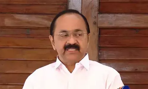 ശബരിമല സ്വര്‍ണക്കൊള്ളയില്‍ എസ്ഐടിക്ക് വീഴ്ച്ച; ഇതുവരെ ശബരിമലയുമായി ബന്ധപ്പെട്ട് നഷ്ടപ്പെട്ട സ്വര്‍ണം പൂര്‍ണമായി തിരിച്ചു കിട്ടിയിട്ടില്ല;പ്രതികള്‍ക്ക് ജാമ്യത്തിന് അവസരം ഒരുക്കി; പിന്നില്‍ മുഖ്യമന്ത്രിയുടെ ഓഫീസെന്ന് വി ഡി സതീശന്‍