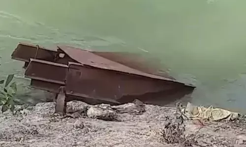 ഛത്തീസ്ഗഢില്‍ 60 അടി നീളമുള്ള ഇരുമ്പ് പാലം രാത്രിയുടെ മറവില്‍ മോഷ്ടിച്ചു കടത്തി; കൗണ്‍സിലറുടെ പരാതിയില്‍  പോലീസ് അന്വേഷണത്തില്‍ അഞ്ച് പേര്‍ പിടിയില്‍