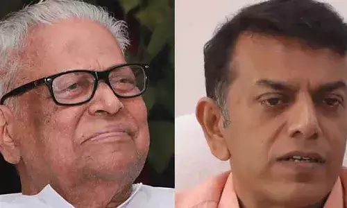 അച്ഛന് ജനങ്ങള്‍ നല്‍കിയ സ്‌നേഹവും വിശ്വാസവുമാണ് ഏറ്റവും വലിയ പുരസ്‌കാരം: വി എ അരുണ്‍കുമാര്‍; പ്രതികരിച്ച് വിഎസിന്റെ മകന്‍