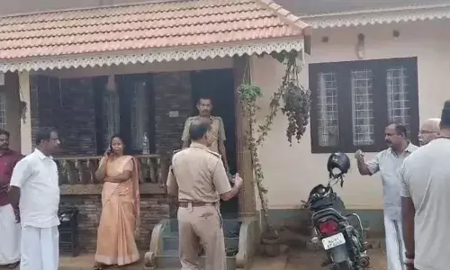 കോട്ടയത്ത് ഭാര്യയെ കൊലപ്പെടുത്തി ഭര്‍ത്താവ് ജീവനൊടുക്കി; ഭാര്യയുടെ മൃതദേഹം കമ്പിവടി കൊണ്ട് അടിച്ചുകൊലപ്പെടുത്തിയ നിലയില്‍