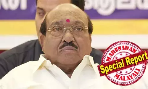 സാമുദായിക ഐക്യ നീക്കത്തില്‍ നിന്ന് എന്‍എസ്എസ് പിന്മാറിയതിന് പിന്നില്‍ കോണ്‍ഗ്രസ് നേതാക്കളുടെ ഇടപെടലും? തുഷാര്‍ വെള്ളാപ്പള്ളി ദൂതനായുള്ള നീക്കത്തിന് പിന്നിലെ രാഷ്ട്രീയ ലക്ഷ്യത്തെക്കുറിച്ച് കോണ്‍ഗ്രസ് നേതാക്കള്‍ സുകുമാരന്‍ നായരെ ആശങ്ക അറിയിച്ചു;  എന്‍എസ്എസിന്റെ പിന്‍മാറ്റത്തില്‍ ഞെട്ടിയ വെള്ളാപ്പള്ളി പ്രതികരണം പിന്നീടാക്കി; മാധ്യമങ്ങളോട് മിണ്ടാതെ തുഷാറും